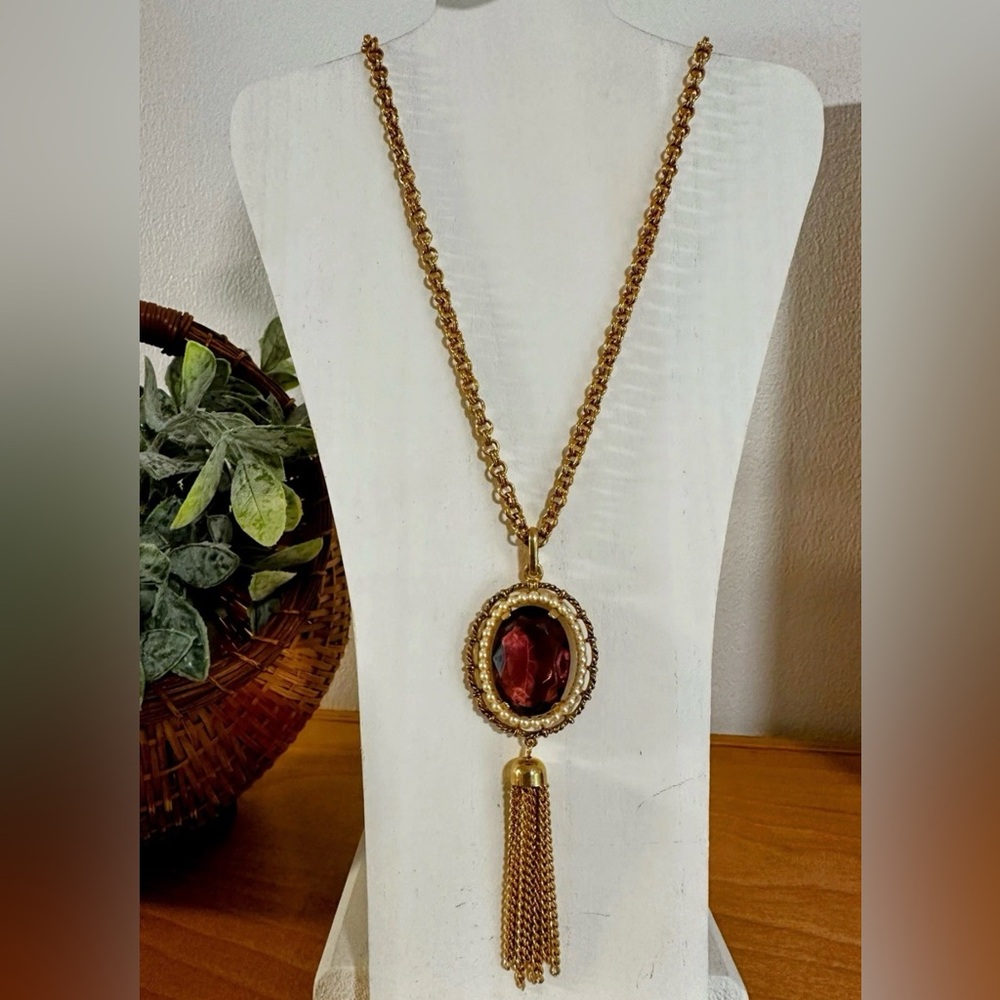 Vintage Signed Glass Faux Amethyst Tassel Faux Pearl Necklace